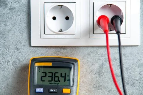 Checking power supply Foto stock