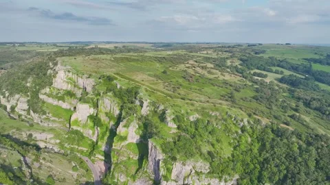 Cheddar Gorge and Caves from a drone, Cheddar, Somerset, England, Europe 库存影片 248608056