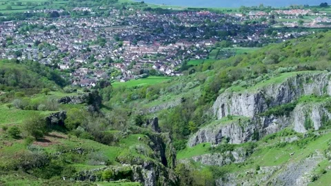 Cheddar Gorge Fly Back 스톡 동영상 241333861