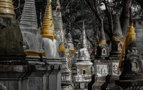 Chedi containing for the bone ashes of deceased Buddhists or Members of the t Stock Photos