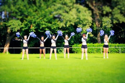 Cheerleader Team Practicing 스톡 사진