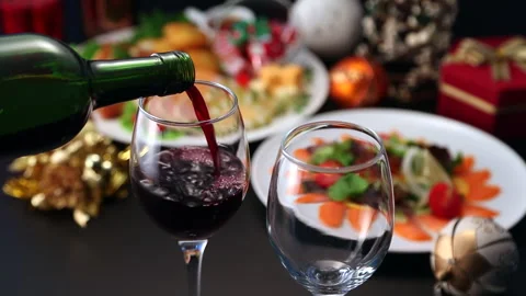 Cheers with Wine Vidéo 332861304
