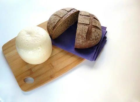 Cheese with bread and milk Foto stock