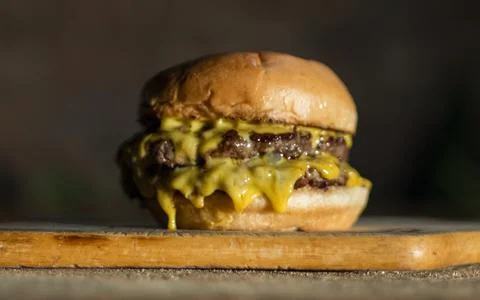 Cheese Burger. Stockfoto's