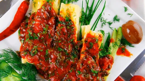 Cheese cannelloni served Vídeos de archivo 24952072