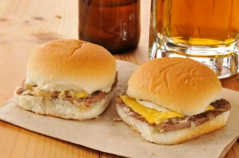 Cheeseburger sliders and beer Stock Photos