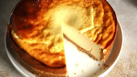 Cheesecake sweet dessert, slice of cake tasty snack fresh gourmet food Stock Footage 336678939