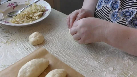 The chef bakes pies with cabbage. healthy food concept Vídeo Stock 143247938