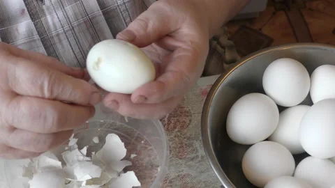 The chef is cleaning a chicken egg. healthy food concept Stock Footage 167440192