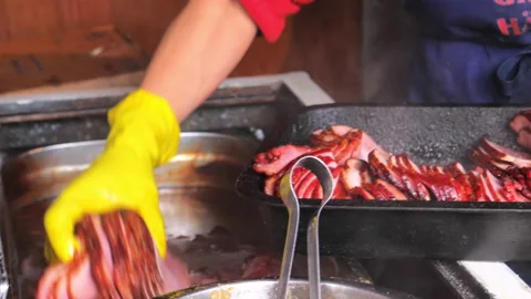 Chef cooking meat with spice and onion 库存影片 87539187