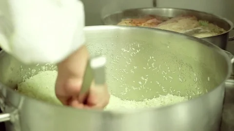 Chef cooking rice Stock-Footage 77050983