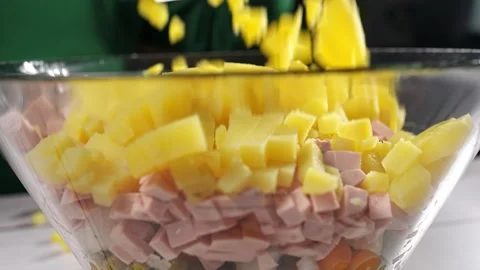 The chef cuts large potatoes for the olivier salad. High quality 4k footage Vidéo 291684476