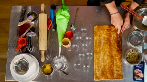 Chef cuts Pastry Stock-Footage 55126282