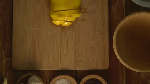 The chef cuts vegetables on salad, Time laps Stockbeeldmateriaal 74241710