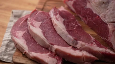 Chef cutting block of ribeye beef steak, slow motion 4k 120p	 Stock Footage 157992101