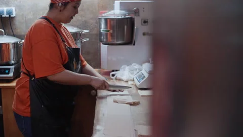 Chef Cutting Dough for Dumpling Squares Video stock 323098017