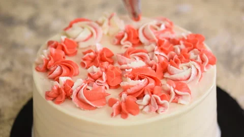 Chef Decorating Cake with a cream. Stock Footage 123338286