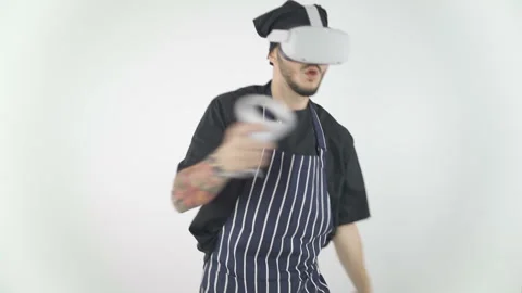 Chef exploring and having fun in 360 VR simulation Stock Footage 144919811