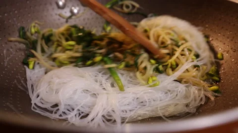 Chef fried vegetables (4) Stock Footage 202168668