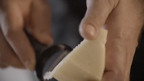 Chef is grating parmesan 스톡 동영상 93394974