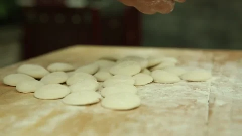 The chef made dumplings and pulled the medicine (5) Stock Footage 202168432