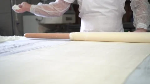 A chef making Turkish baklava Stock Footage 150082447