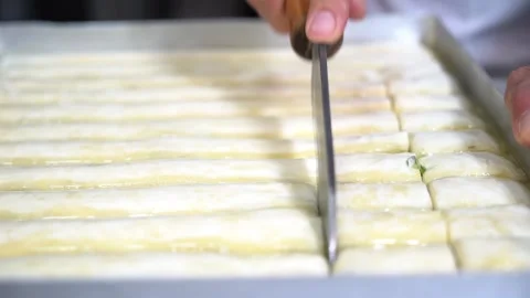 A chef making Turkish baklava Stock Footage 150082914