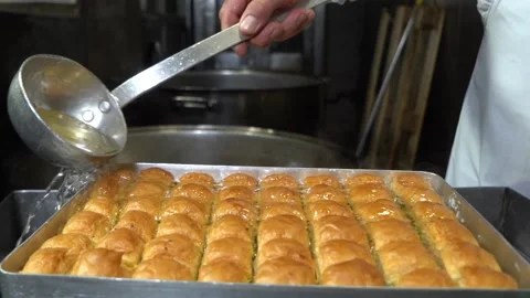 A chef making Turkish baklava Stock Footage 150083136