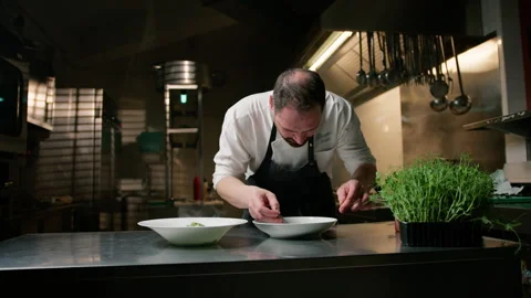 Chef In The Morning Creating Dishes Видео 283472456