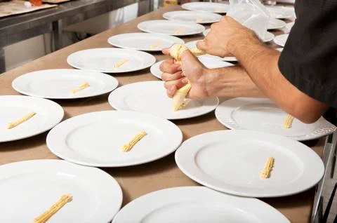 Chef prepares dishes Stock-Fotos