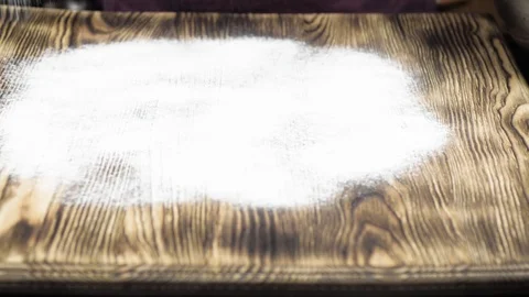 The chef prepares to prepare pizza in the kitchen Vídeos de archivo 88981943