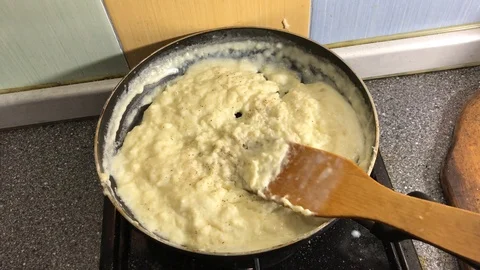 Chef preparing bechamel sauce. Stock-Footage 104826010