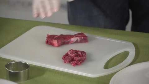 Chef preparing steak tar tar  Stock Footage 101634894