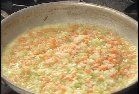 Chef sautes vegetables Stockbeeldmateriaal 145314