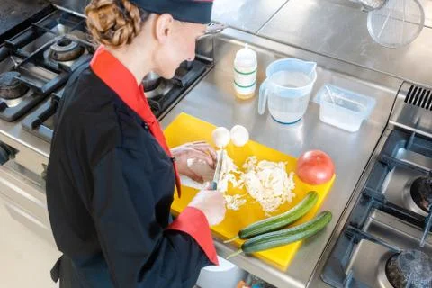 Chef slicing cauliflower 스톡 사진