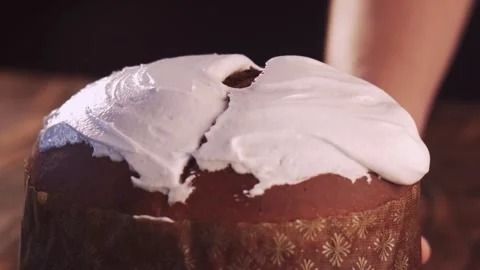 Chef spread white icing on sponge cake in browm paper form. Close-up decoration Stock-Footage 152112833
