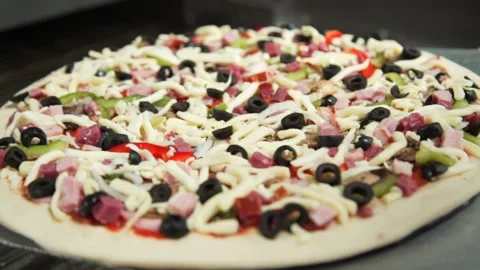 The chef's making pizza. Stock Footage 131794491