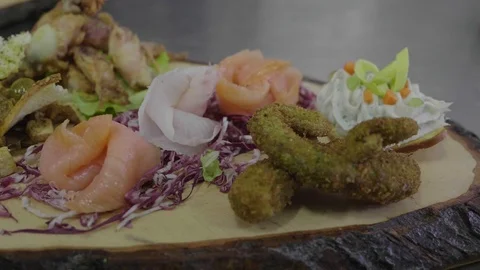 Chefs who prepare an appetizer 스톡 동영상 104103460