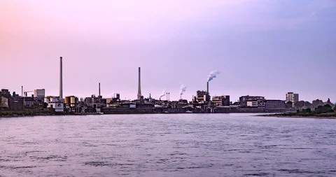 Chemical industry Vídeo Stock 125621255