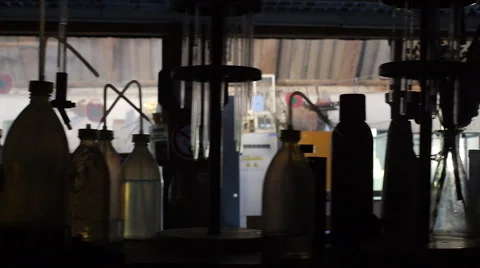 Chemical laboratory - Camera slide Vidéo 68979373
