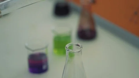 Chemistry experiment 스톡 동영상 112243686