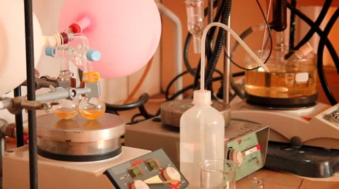 Chemistry laboratory 스톡 동영상 4937717