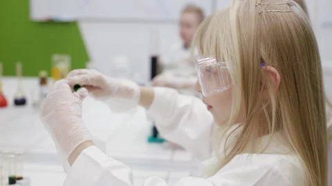 Chemistry lesson in primary school Stock Footage 86841734