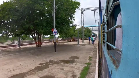Chennai express train crossing Saidapur platform. Stock Footage 130520282