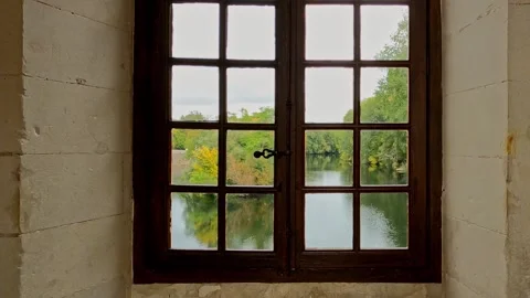 Chenonceau Chateau - View of River through Window 스톡 동영상 220232864