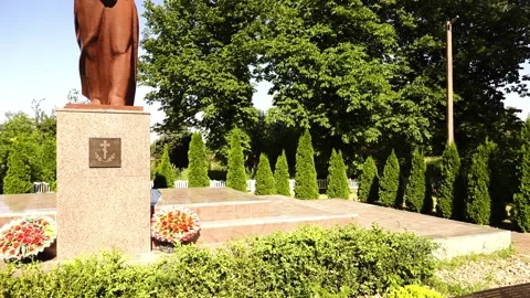 CHERNAVCHITSY, BELARUS - JUNE 11 2022: Monument to Grieving Mother. Memory pa Stock Footage 201891735