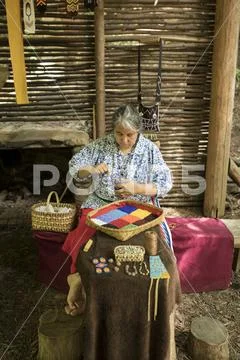 Cherokee traditional beadworking Stock Photos