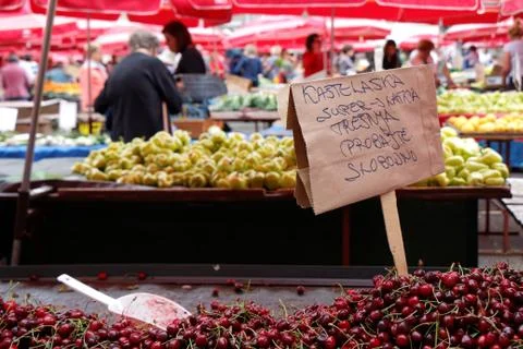 Cherry Stall in Dolac Market Foto stock