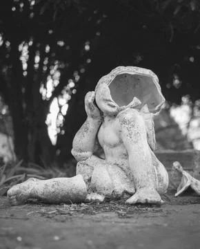 Cherub statue Stock Photos