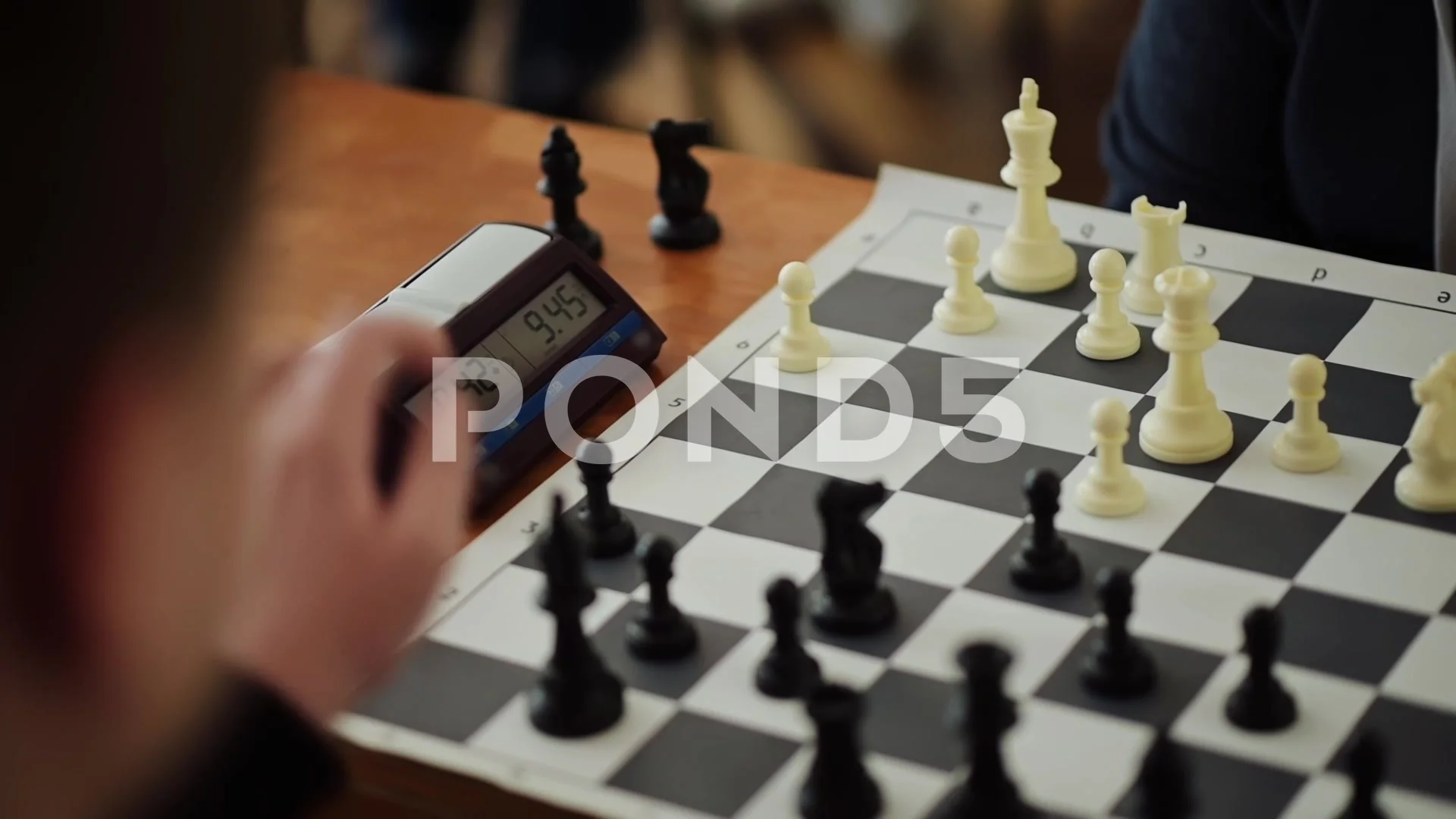  Play Chess With Speed